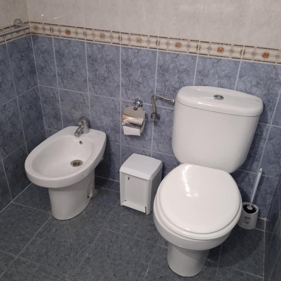 Alquilo Habitaciones Con Bano Y Cocina Compartida Torremolinos Kültér fotó