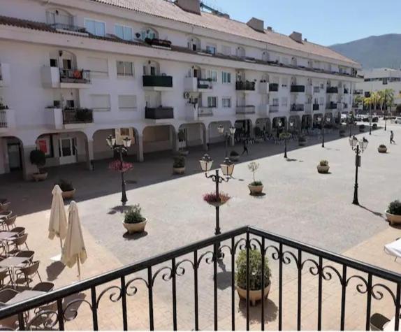 Torremolinos Alquilo Habitacion Con Bano Compartido Y Cocina Compartida Kültér fotó
